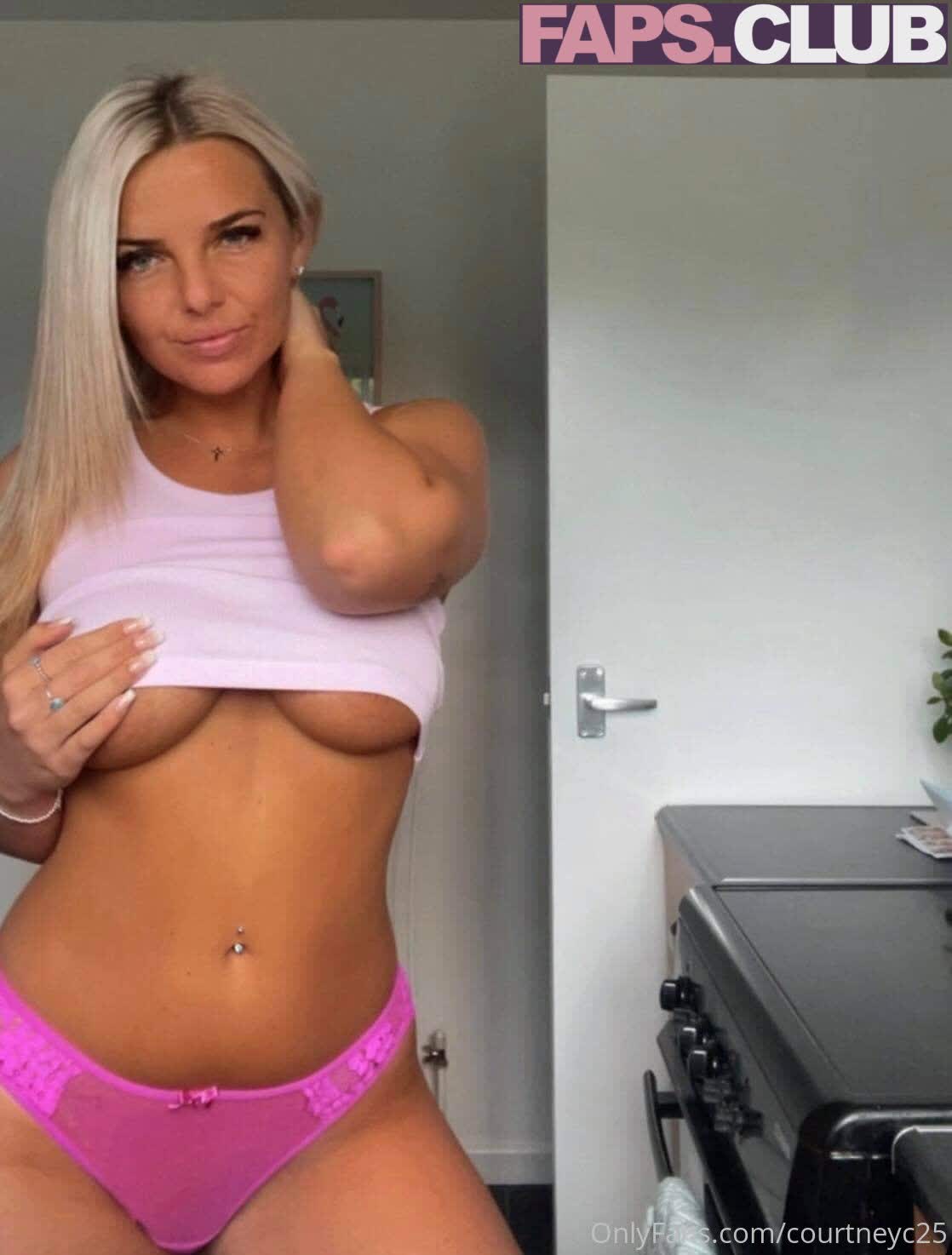 courtneyc25 OnlyFans Leaks (18 Photos)